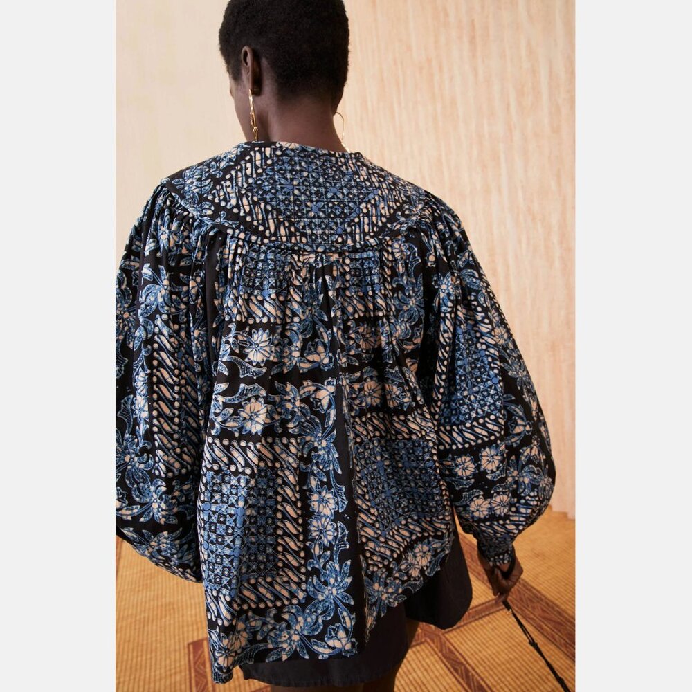 Ulla Johnson "Satima" Printed Cotton Blouse in Azure, size 2 - Picture 4 of 13